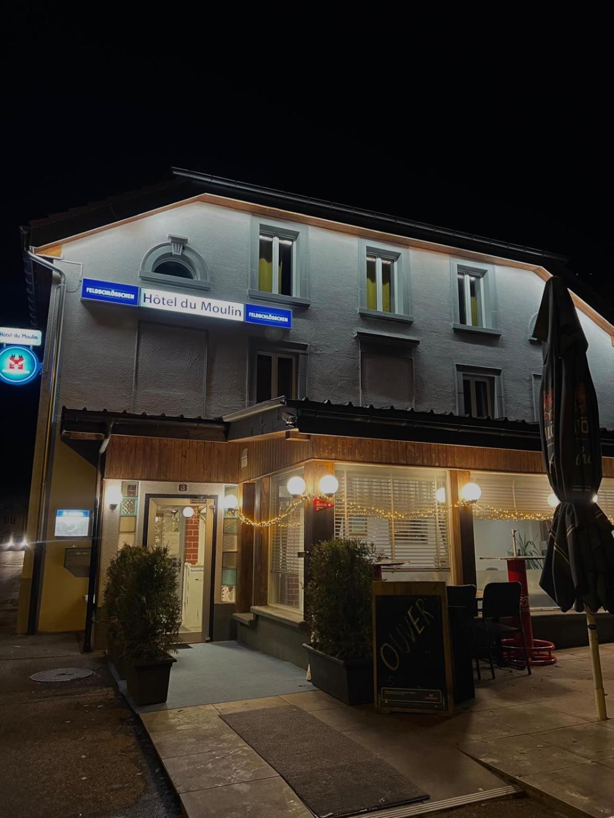Hotel Restaurant Du Moulin Fleurier ภายนอก รูปภาพ
